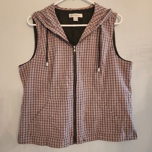 Christopher and Banks Hooded Plaid Purple Zippered Vest.  Size L.